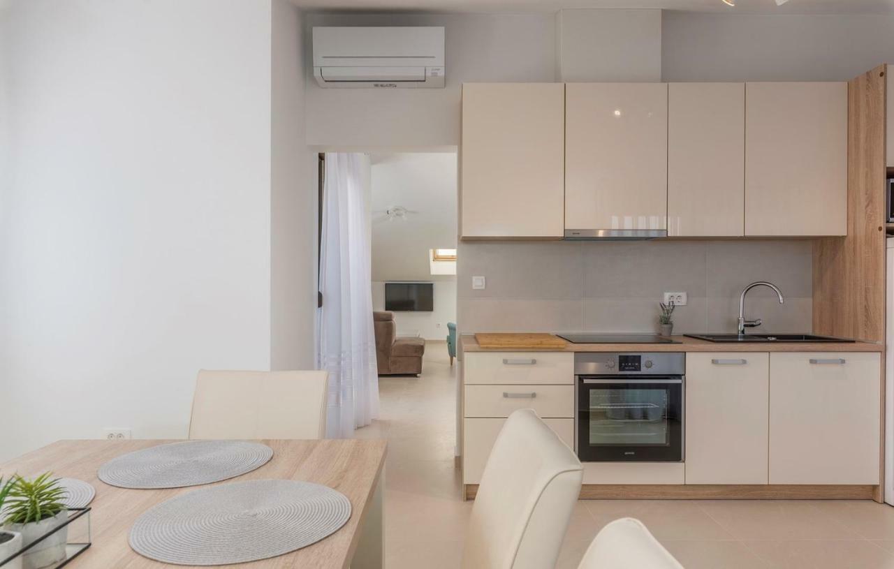 Apartments Hana In فونتانا المظهر الخارجي الصورة