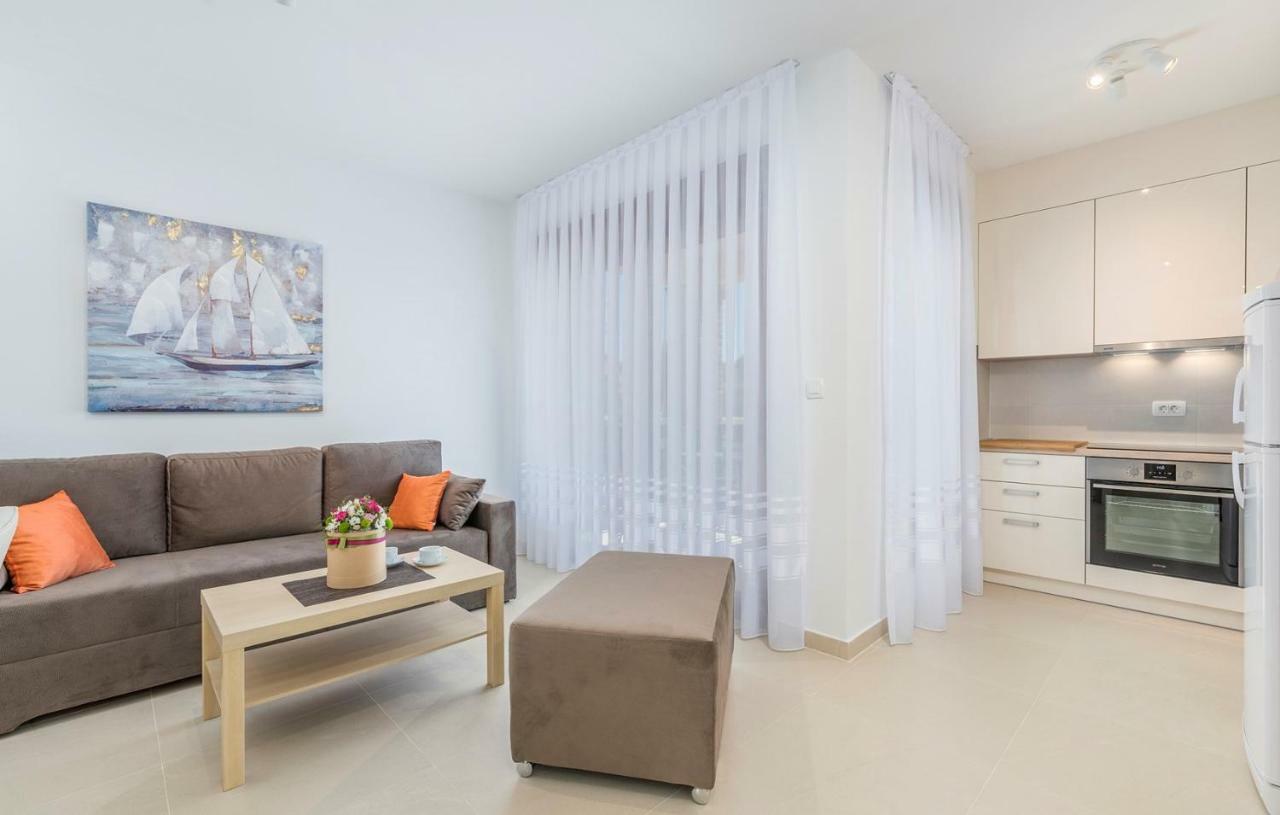 Apartments Hana In فونتانا المظهر الخارجي الصورة