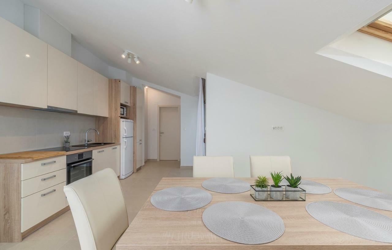 Apartments Hana In فونتانا المظهر الخارجي الصورة