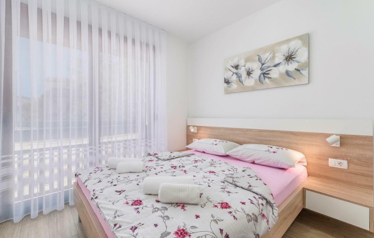 Apartments Hana In فونتانا المظهر الخارجي الصورة