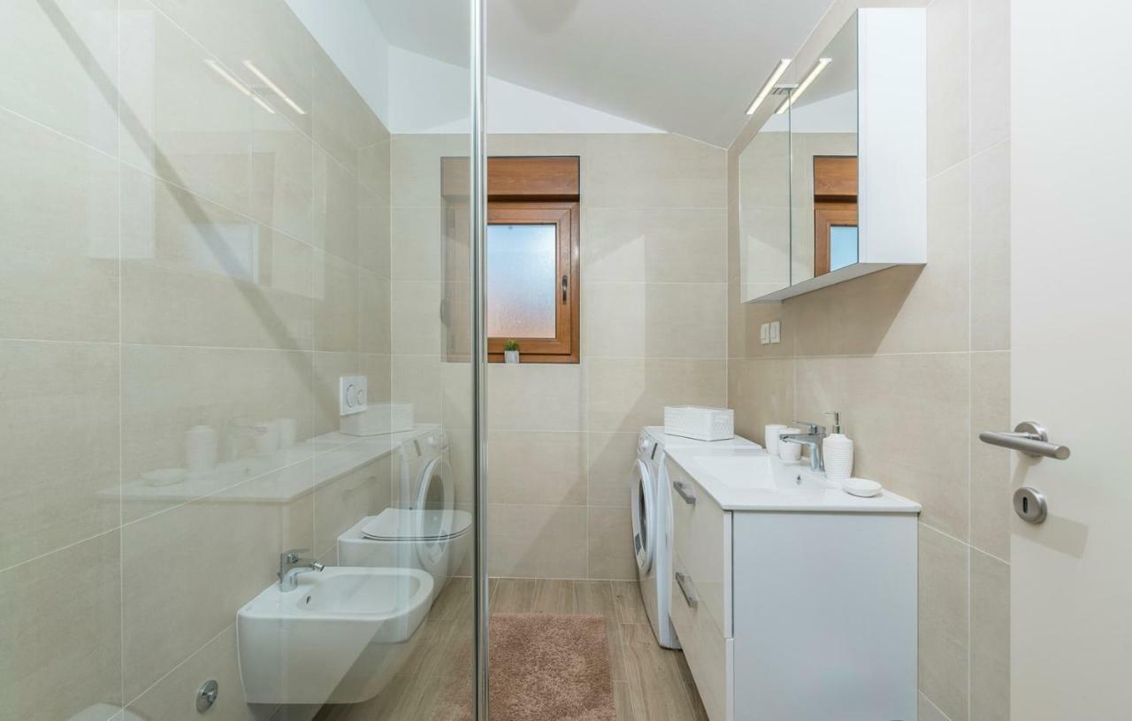 Apartments Hana In فونتانا المظهر الخارجي الصورة