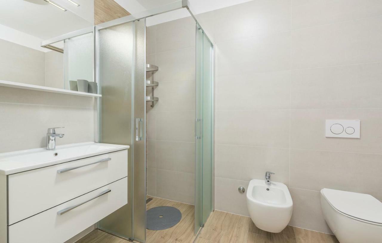 Apartments Hana In فونتانا المظهر الخارجي الصورة