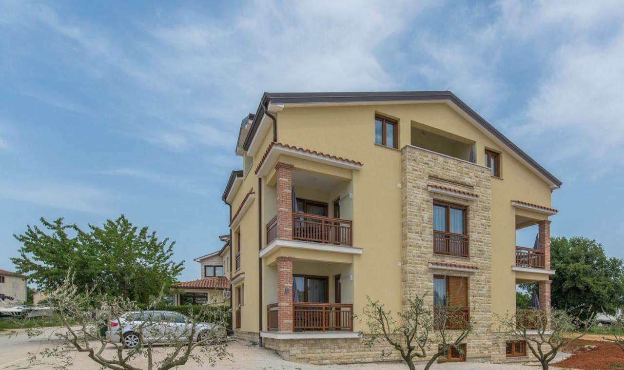 Apartments Hana In فونتانا المظهر الخارجي الصورة